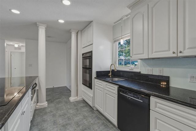 11178 112TH AVENUE, Largo, FL 33778