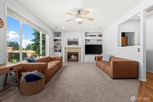 16805 95th Avenue E, Puyallup, WA 98375