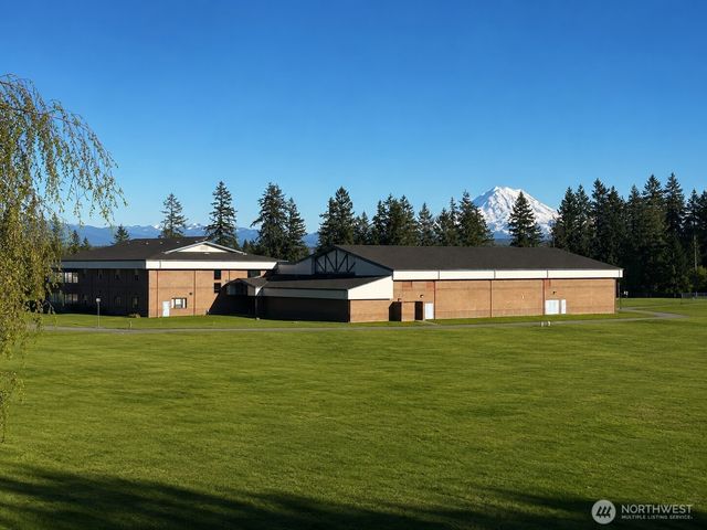 16805 95th Avenue E, Puyallup, WA 98375