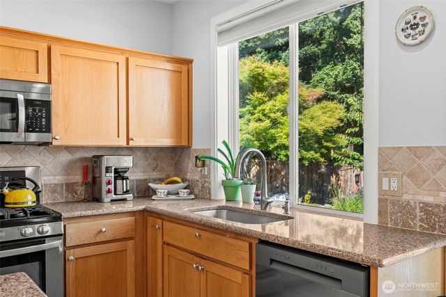 16805 95th Avenue E, Puyallup, WA 98375