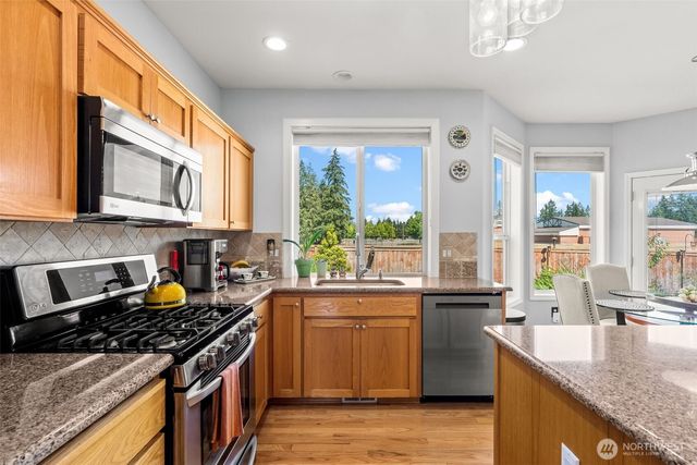 16805 95th Avenue E, Puyallup, WA 98375