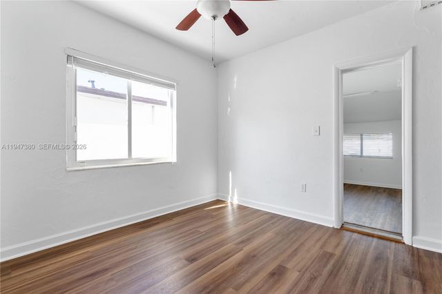 2350 SW 26th St, Miami, FL 33133