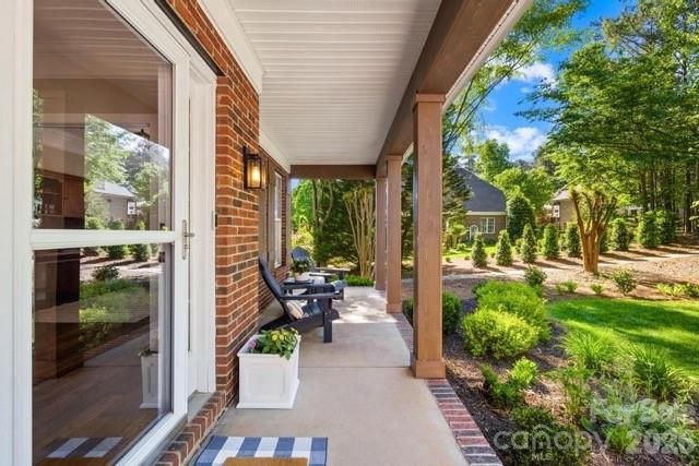 4292 Silver Eagle Court, Denver, NC 28037