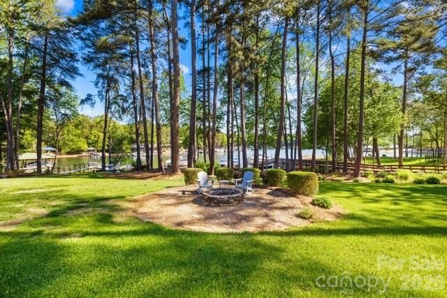 4292 Silver Eagle Court, Denver, NC 28037