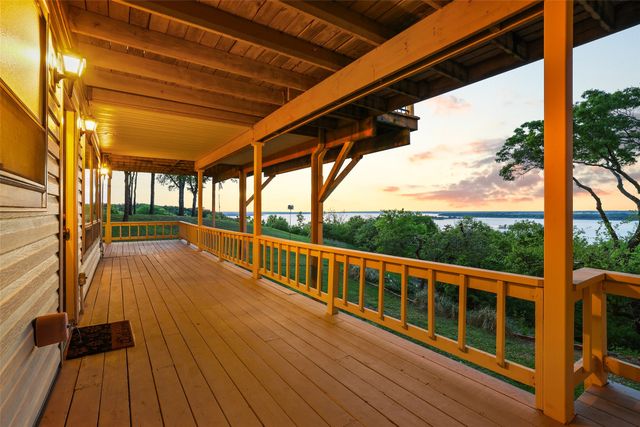 222 Island View Drive, Pottsboro, TX 75076