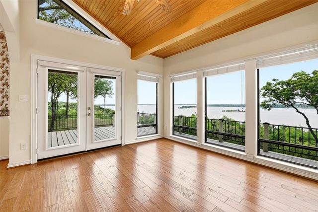 222 Island View Drive, Pottsboro, TX 75076