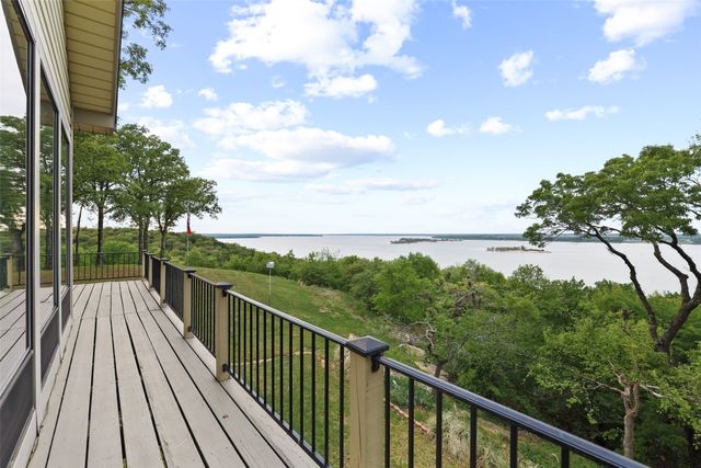 222 Island View Drive, Pottsboro, TX 75076