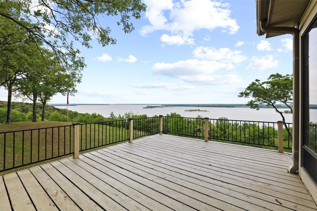 222 Island View Drive, Pottsboro, TX 75076