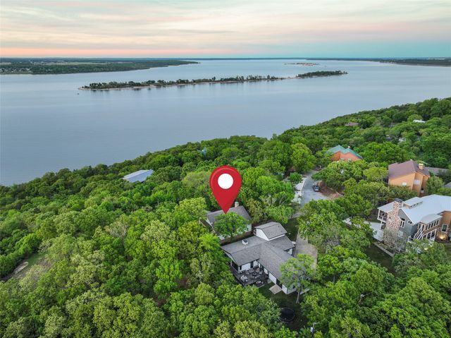 222 Island View Drive, Pottsboro, TX 75076