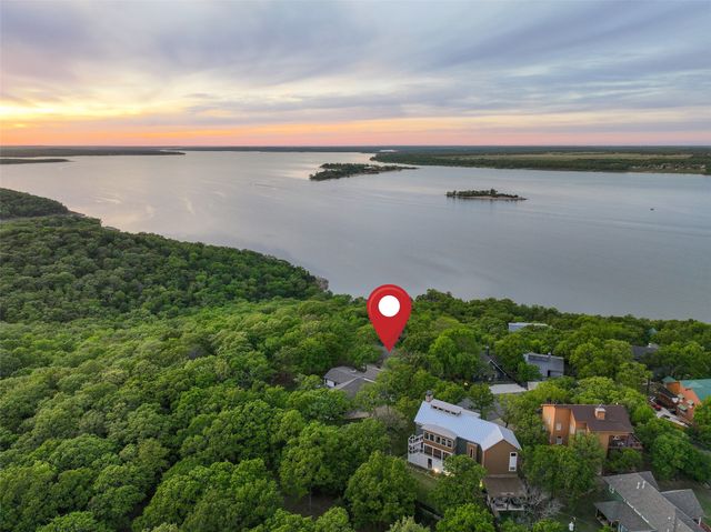 222 Island View Drive, Pottsboro, TX 75076