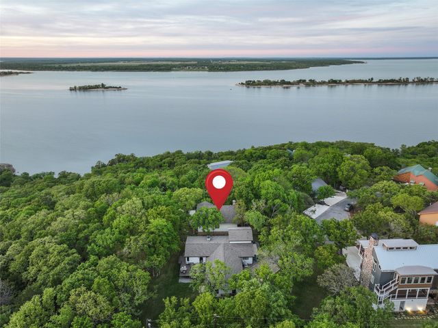 222 Island View Drive, Pottsboro, TX 75076