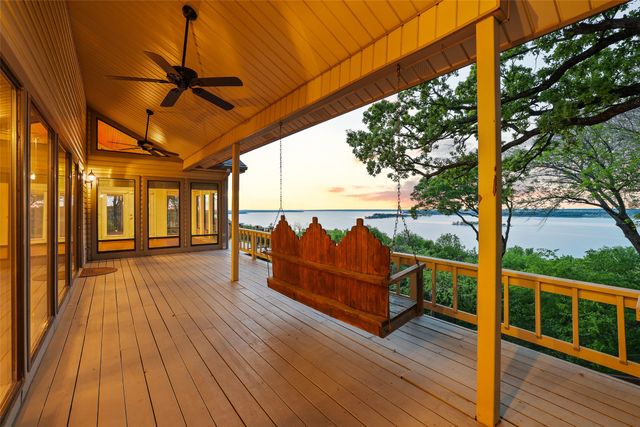 222 Island View Drive, Pottsboro, TX 75076