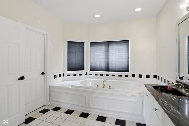6502 Calais Circle, Indianapolis, IN 46220