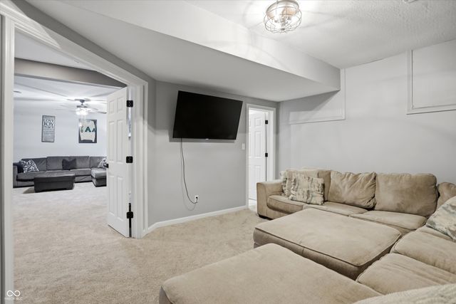 6502 Calais Circle, Indianapolis, IN 46220