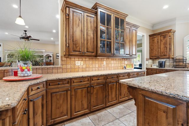 49 JYNTEEWOOD Circle, Canyon, TX 79015