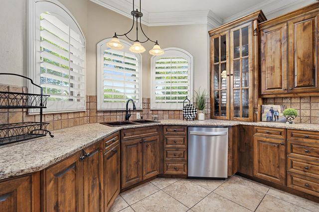 49 JYNTEEWOOD Circle, Canyon, TX 79015