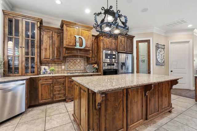 49 JYNTEEWOOD Circle, Canyon, TX 79015