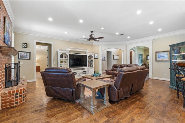 49 JYNTEEWOOD Circle, Canyon, TX 79015