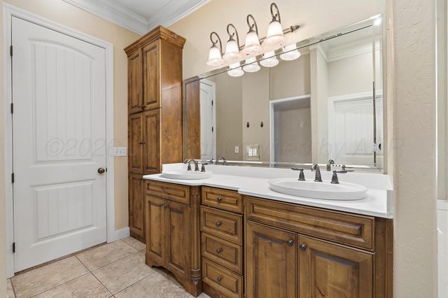 49 JYNTEEWOOD Circle, Canyon, TX 79015