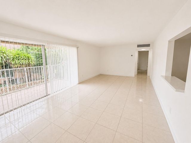 4450 NW 79th Ave 2B, Doral, FL 33166