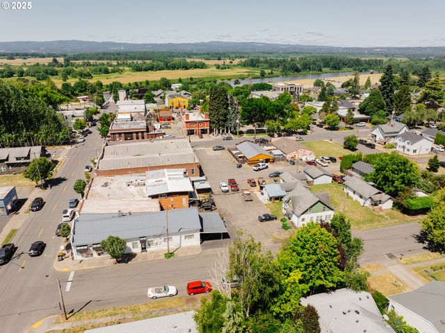 415 PIONEER St, Ridgefield, WA 98642