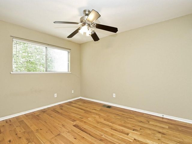 604 Franklin BLVD B, Austin, TX 78751