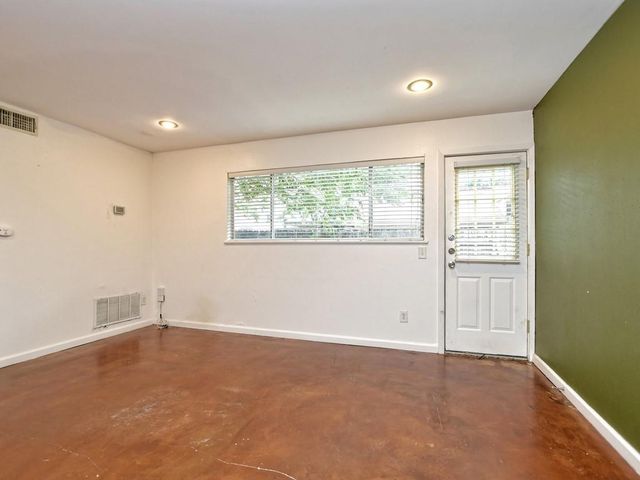 604 Franklin BLVD B, Austin, TX 78751