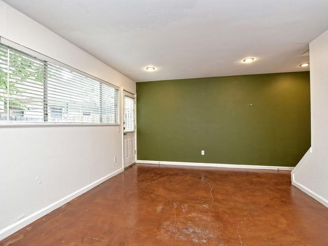 604 Franklin BLVD B, Austin, TX 78751