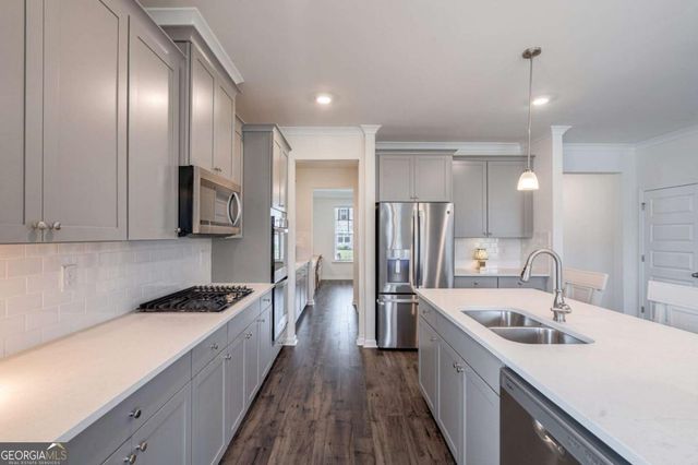 2062 Brookside Circle, Statham, GA 30666