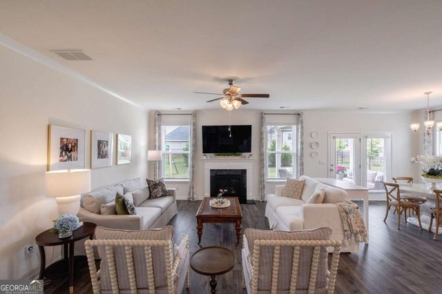 2062 Brookside Circle, Statham, GA 30666