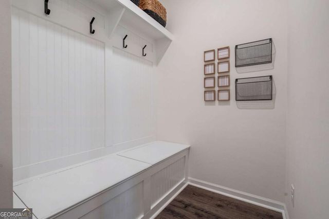 2062 Brookside Circle, Statham, GA 30666
