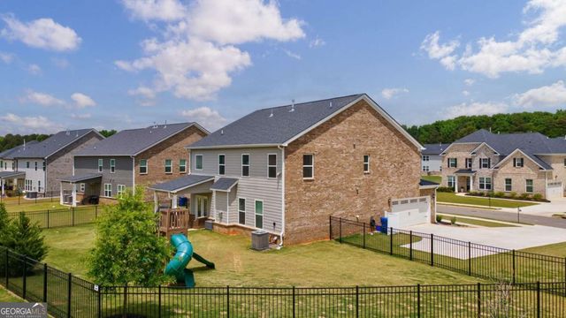 2062 Brookside Circle, Statham, GA 30666