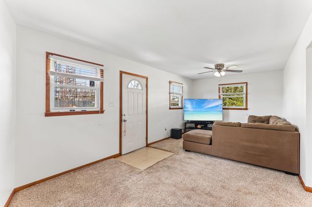 8410 Gordon Drive, Highland, IN 46322