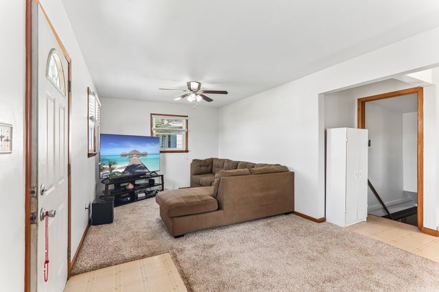 8410 Gordon Drive, Highland, IN 46322