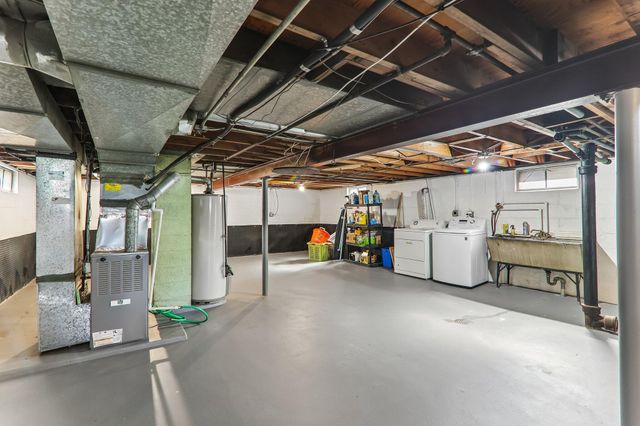 8410 Gordon Drive, Highland, IN 46322