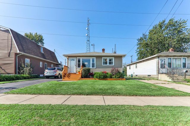 8410 Gordon Drive, Highland, IN 46322