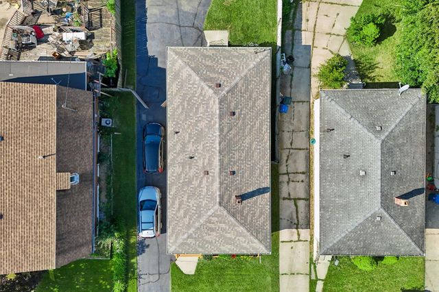 8410 Gordon Drive, Highland, IN 46322