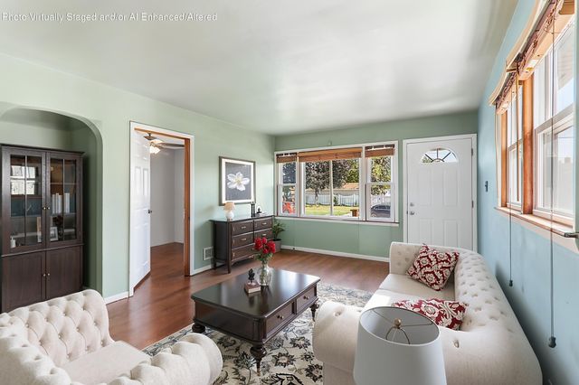 8410 Gordon Drive, Highland, IN 46322