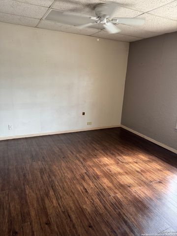 6505 S Flores, San Antonio, TX 78214