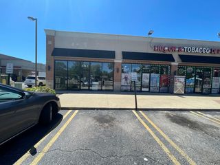 570 N Schmale Road C, Carol Stream, IL 60188