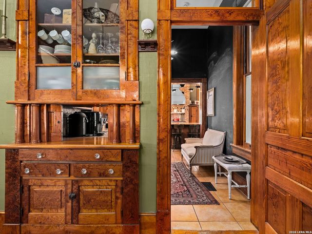 372 Magazine Ave, New Braunfels, TX 78130