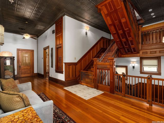 372 Magazine Ave, New Braunfels, TX 78130