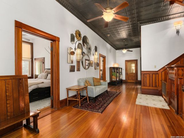 372 Magazine Ave, New Braunfels, TX 78130