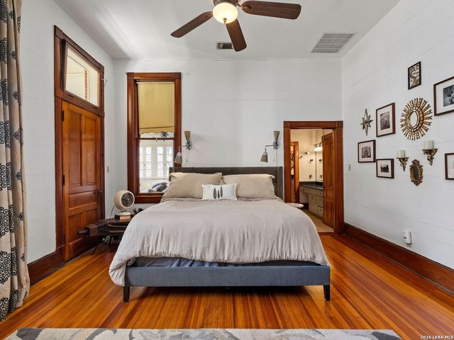 372 Magazine Ave, New Braunfels, TX 78130