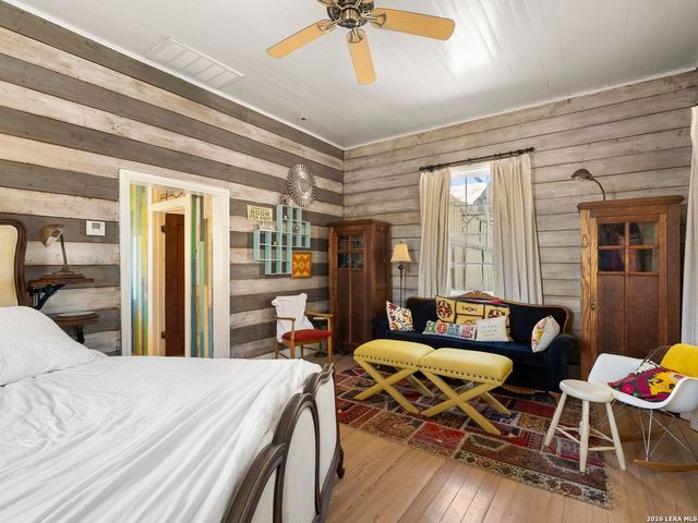 372 Magazine Ave, New Braunfels, TX 78130