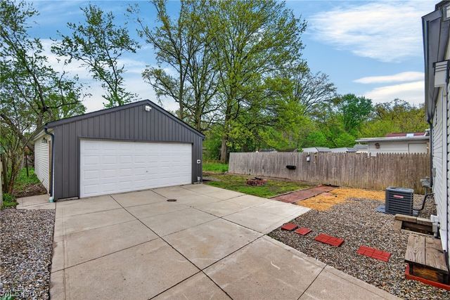 11818 Kirton Avenue, Cleveland, OH 44135