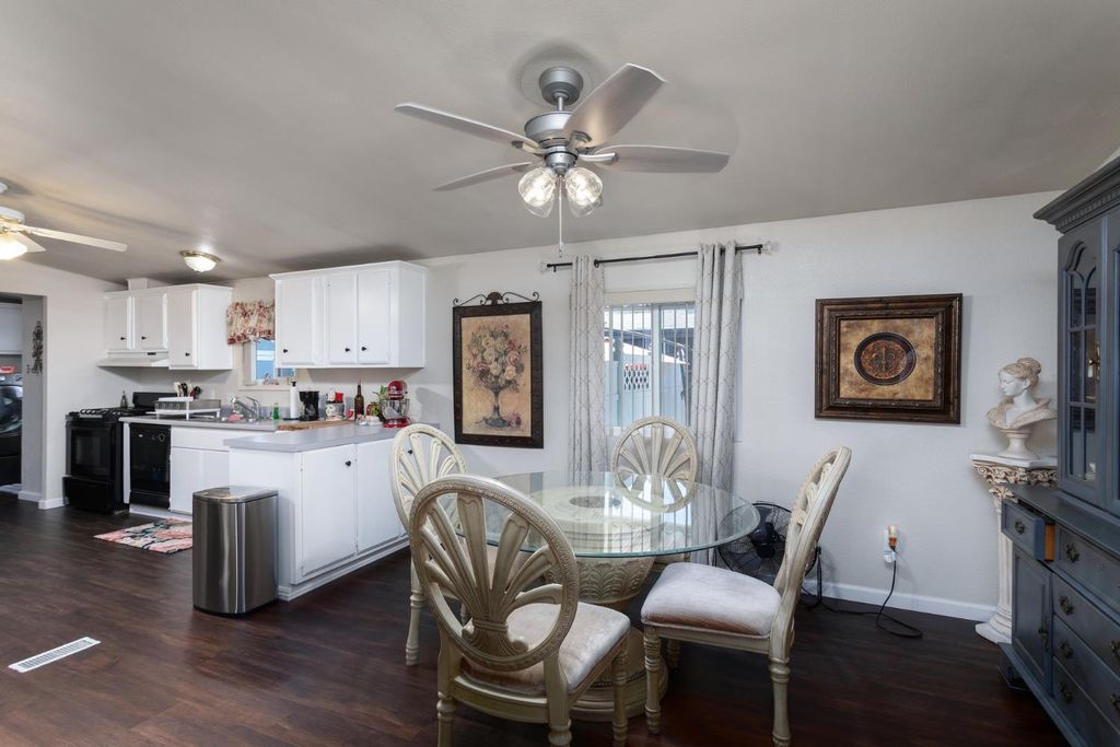 Image 10 of property listing at 8701 Highway 41 # 37, Fresno, CA 93720