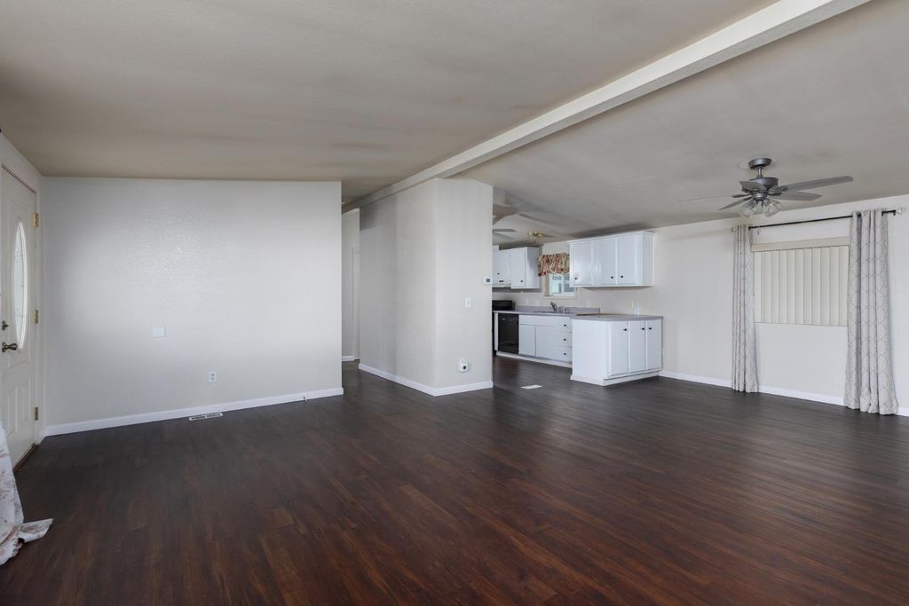 Image 11 of property listing at 8701 Highway 41 # 37, Fresno, CA 93720