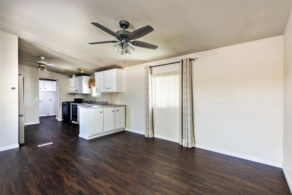 Image 12 of property listing at 8701 Highway 41 # 37, Fresno, CA 93720