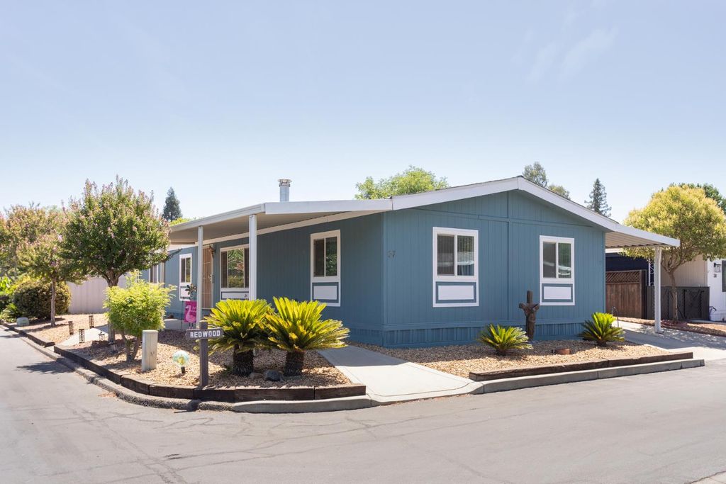 Image 33 of property listing at 8701 Highway 41 # 37, Fresno, CA 93720